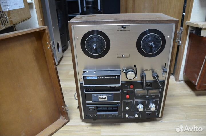 Бобинник с кассетником Akai GX-1900D