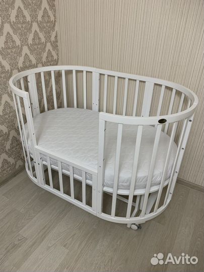 Детская кроватка с маятником 8 в 1