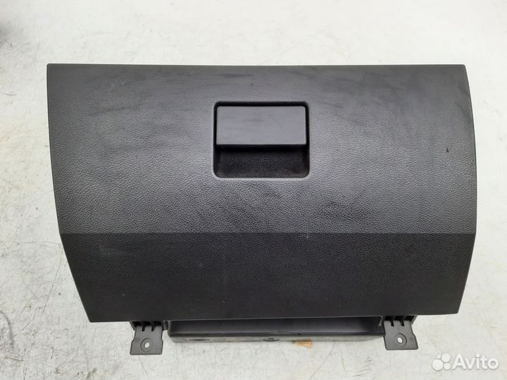 Бардачок Форд Фиеста 5