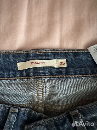 Джинсы levis 711 skinny