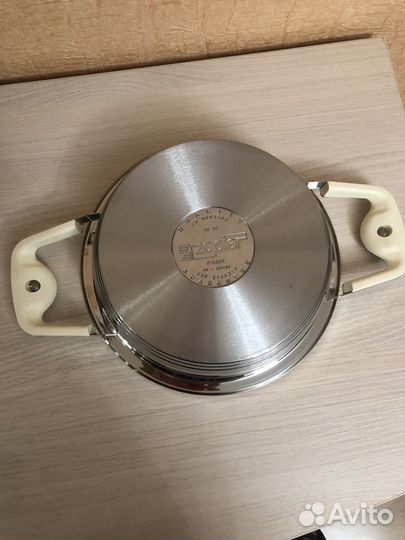 Сковорода- сотейник Цептер 20 см. Без крышки