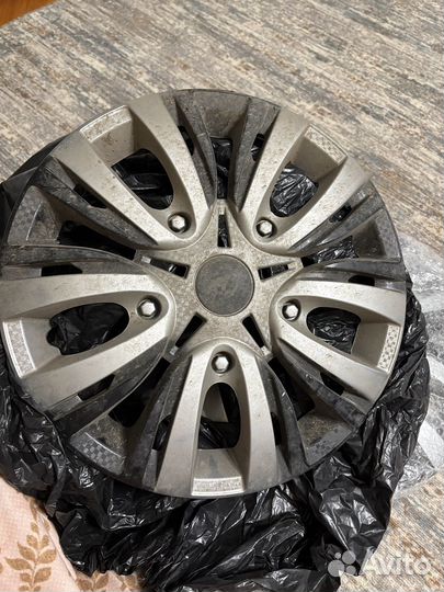Колпаки на колеса r15