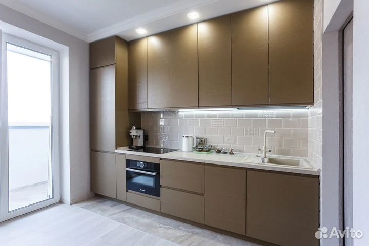 Кухня беж до потолка. Производство