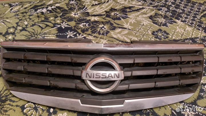 Решетка радиатора nissan almera classic
