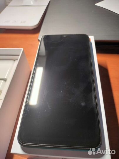 Телефон Xiaomi Redmi 9