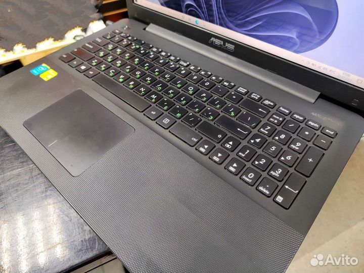 Игровой ноутбук asus i3,8gb,920m-2gb,ssd