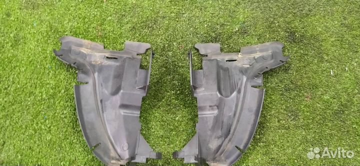 Воздуховоды радиатора пара Volvo V70 B4204T7 2011