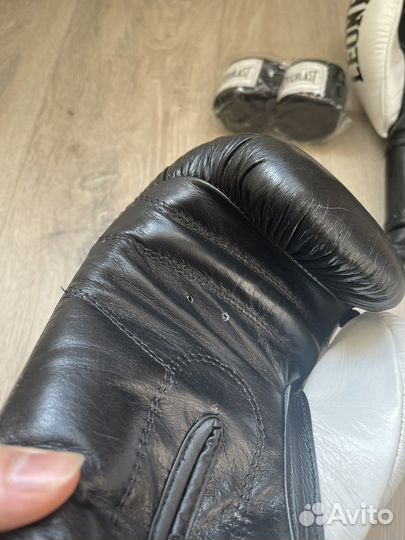 Боксерские перчатки leone Кожаные