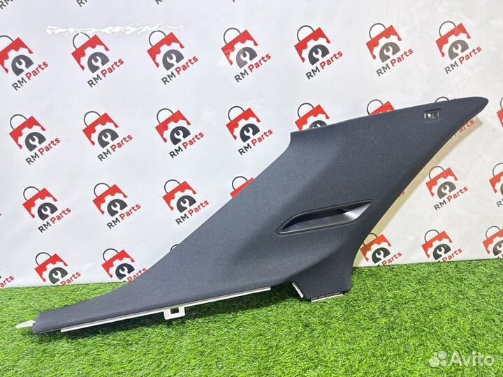 Обшивка стойки задняя левая Mercedes Gle 167