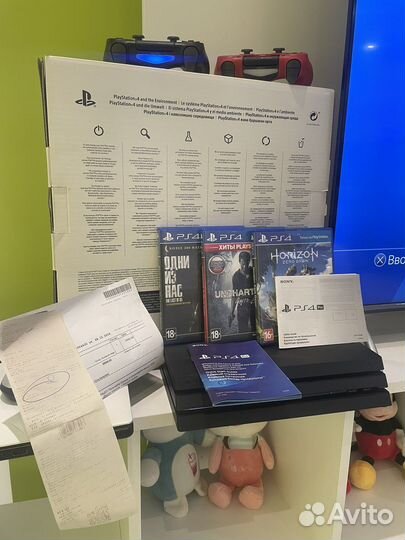Sony PS4 PRO 1tb/идеальное состояние