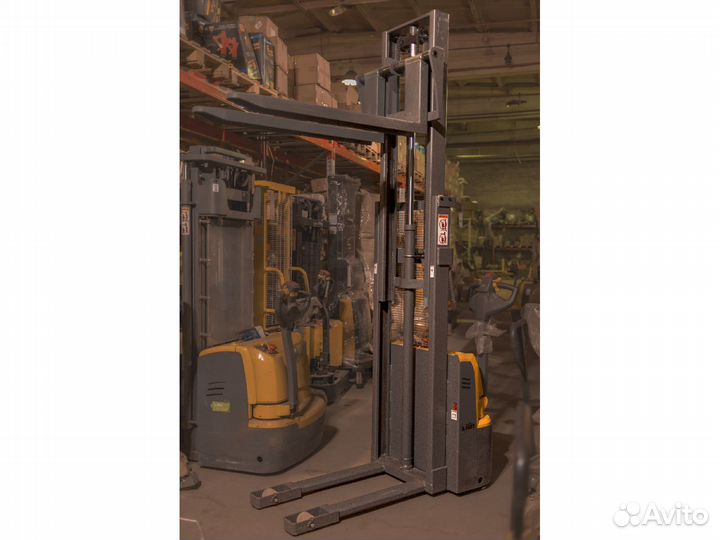 Электроштабелер xilin