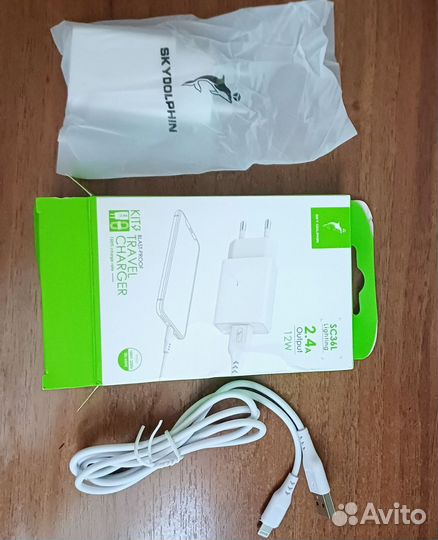 Сетевое зарядное устройство Sky Dolphin для iPhone
