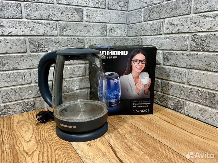 Чайник Redmond RK-G185