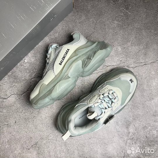 Кроссовки Balenciaga Triple s Clear sole