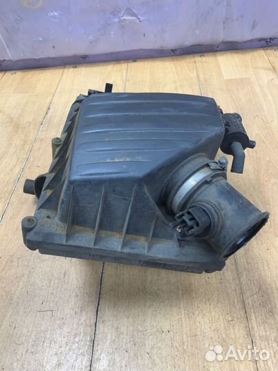 Корпус воздушного фильтра Opel Corsa C Z14XEP