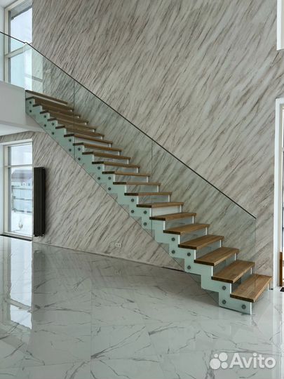 Лестница для загородного дома