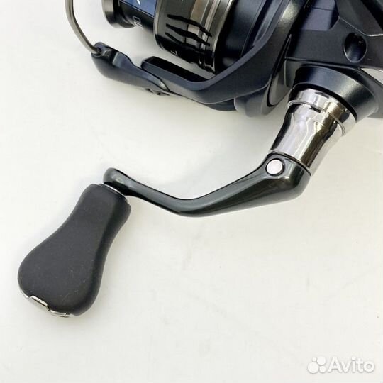 Катушка shimano 22 miravel C2000SHG