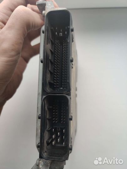 Эбу двигателя Mitsubishi L200 IV (1860A698)