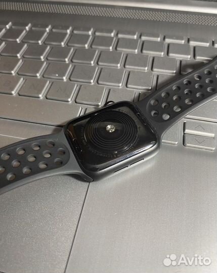 Apple Watch SE