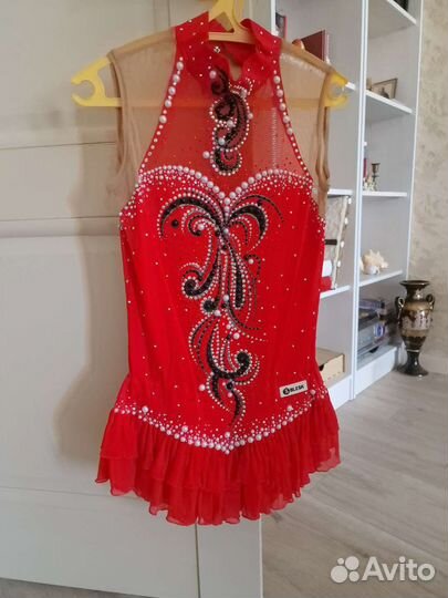 Костюм для художественной гимнастики