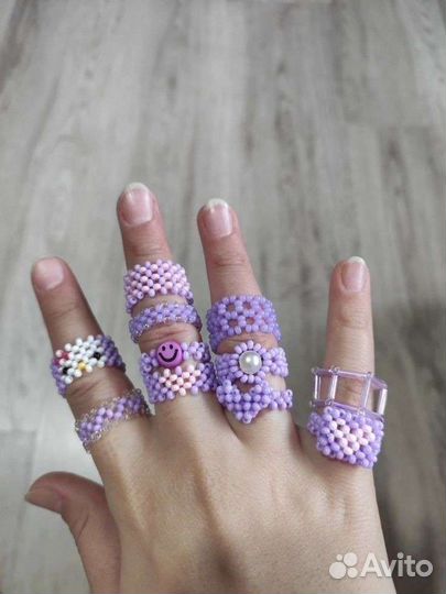 Браслеты, кольца, серьги из бисера