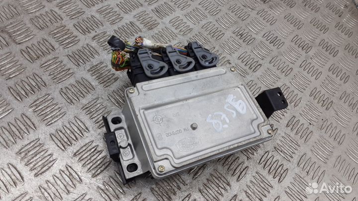 Блок управления двигателем citroen C5 1 2004-2007