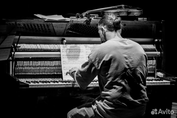 Уроки игры на фортепиано