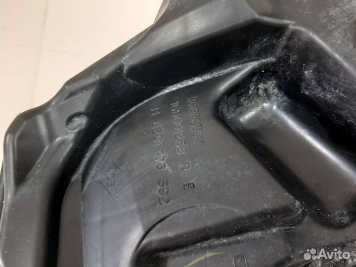 Корпус воздушного фильтра Renault Duster 2012