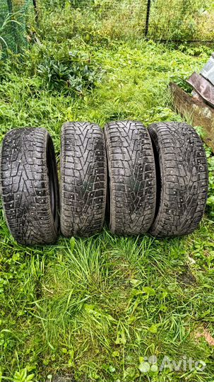 Roadstone Winguard WinSpike 235/55 R17 103T