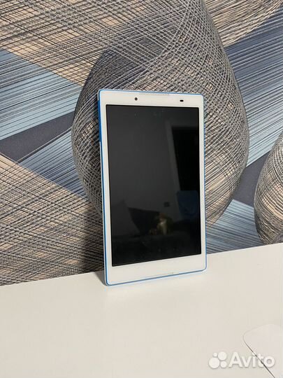 Планшет lenovo