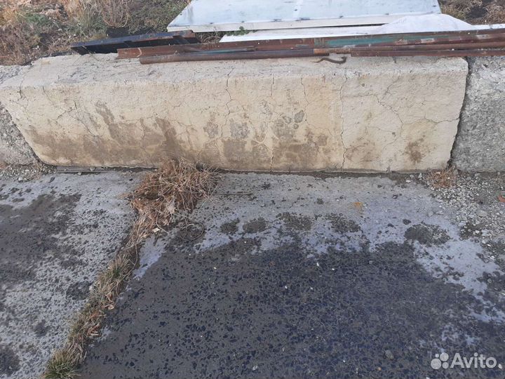 Фундаментные блоки бу балки 6м