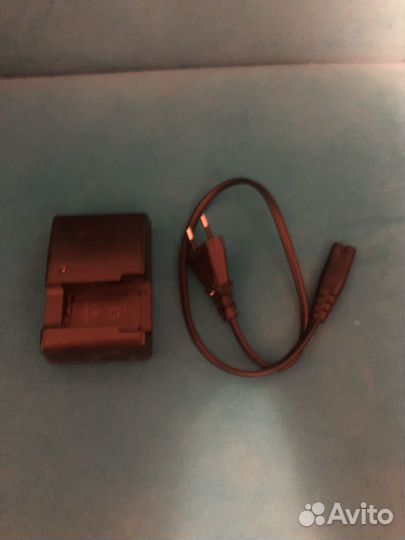 Компактный фотоаппарат