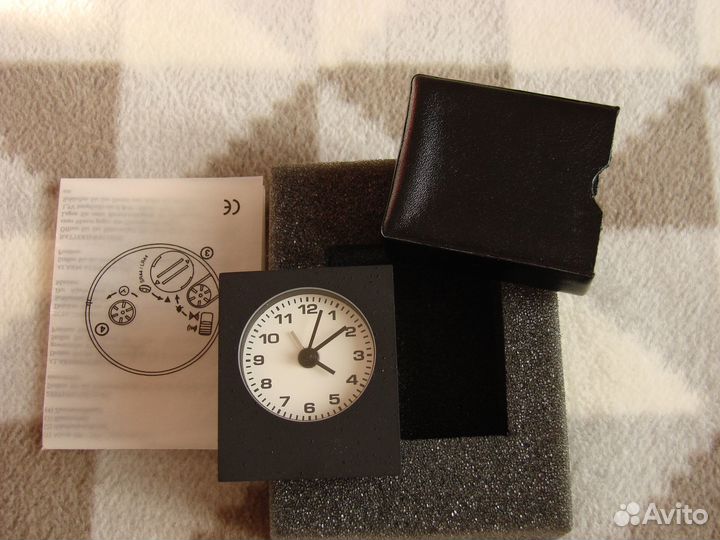 Часы с будильником настольные мини статусные