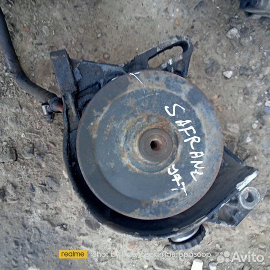 Насос гур Renault Safrane J7T 2.2