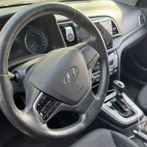 Hyundai Elantra 2.0 AT, 2017, 170 000 км, с пробегом, цена 1 400 000 руб.