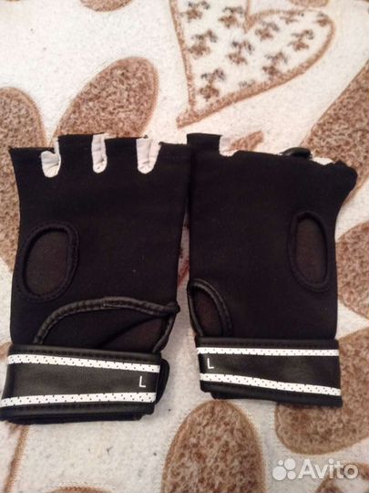 Перчатки для мма