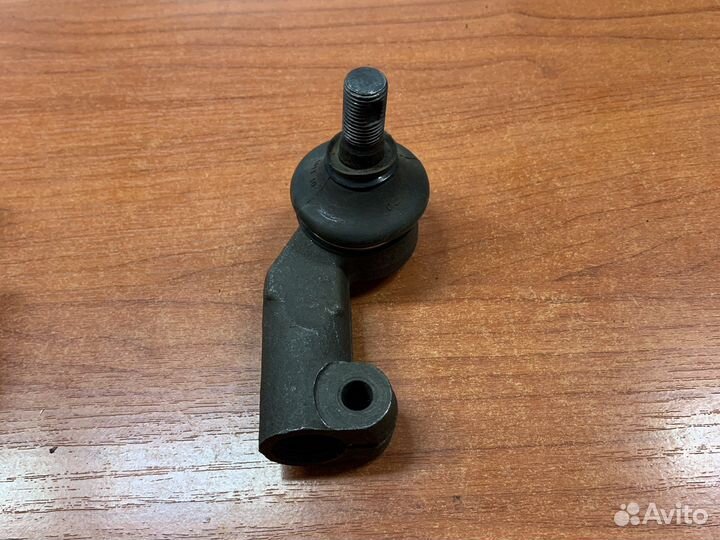 Рулевой наконечник левый лада гранта