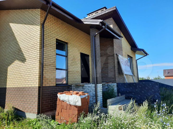 Дом 244 м² на участке 12,5 сот.