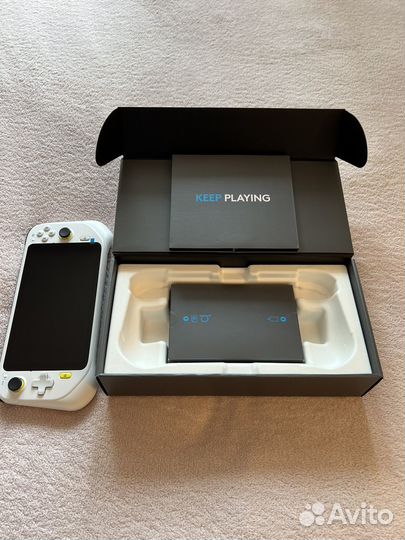 Портативная игровая консоль Logitech G Cloud