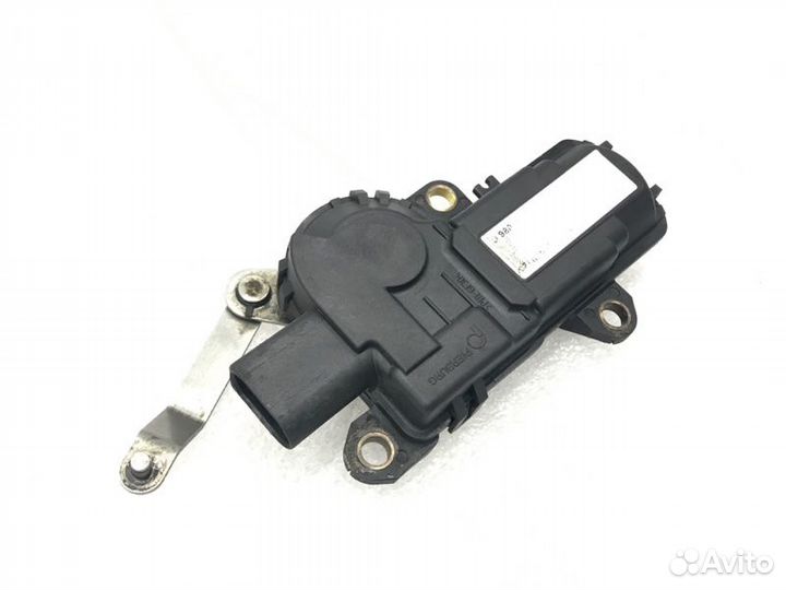 Сервопривод заслонок впускного коллектора Audi A8