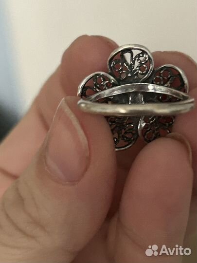 Серебряное кольцо с жемчугом