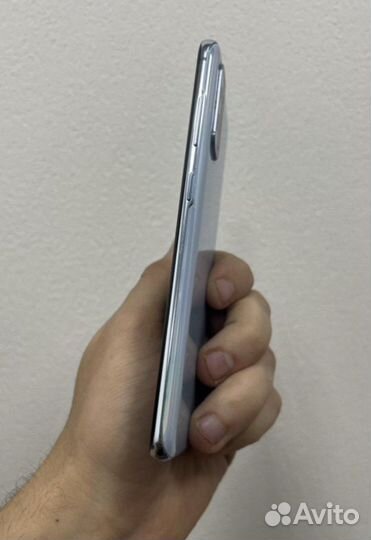 Samsung Galaxy S20, 8/128 ГБ