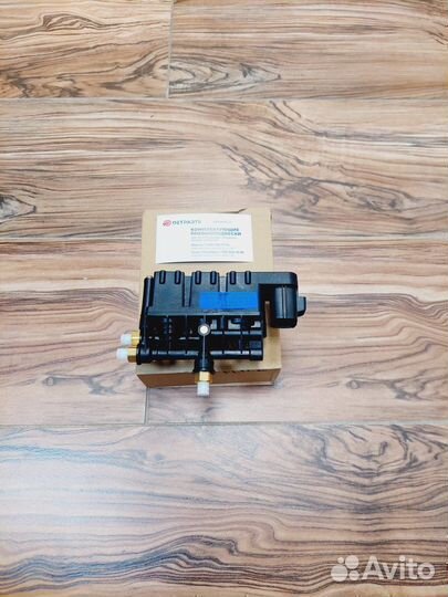 Блок клапанов Land Rover Discovery 3 new