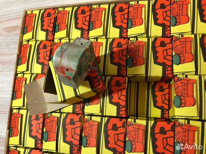 Микроэлектродвигатель. Новый. СССР. 30 штук