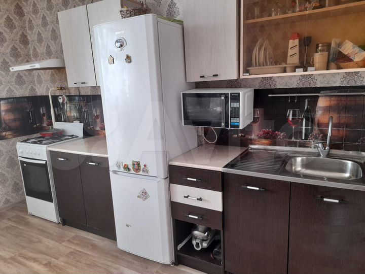 1-к. квартира, 40 м², 9/9 эт.