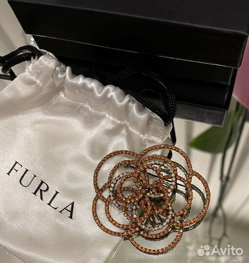 Furla брошь