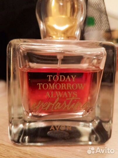 Туалетная вода Эйвон женская