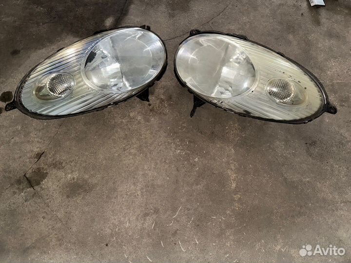 Фары Nissan micra