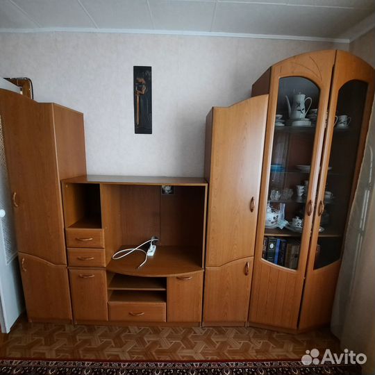 Стенка в гостиную бу