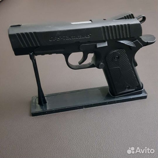 Пистолет-зажигалка на подставке/ turbo